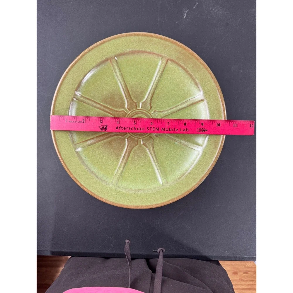 Set of 5 Vintage Green Stoneware Salad Plates Wagon Wheel Sunburst Embossed 8